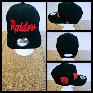 LAS VEGAS RAIDERS NFL FOOTBALL SNAPBACK HAT.